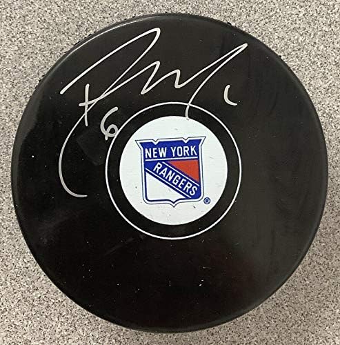 Dylan McIlrath İmzalı Disk Hokeyi NHL İmzası NY Rangers Red Wings Steiner-İmzalı NHL Pucks